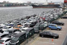Фото - В порту Владивостока заканчиваются стоянки для машин из Японии