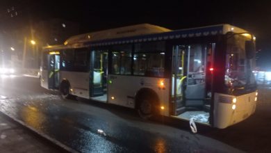 Фото - Пьяный пассажир в Уфе разгромил автобус и избил женщину-водителя